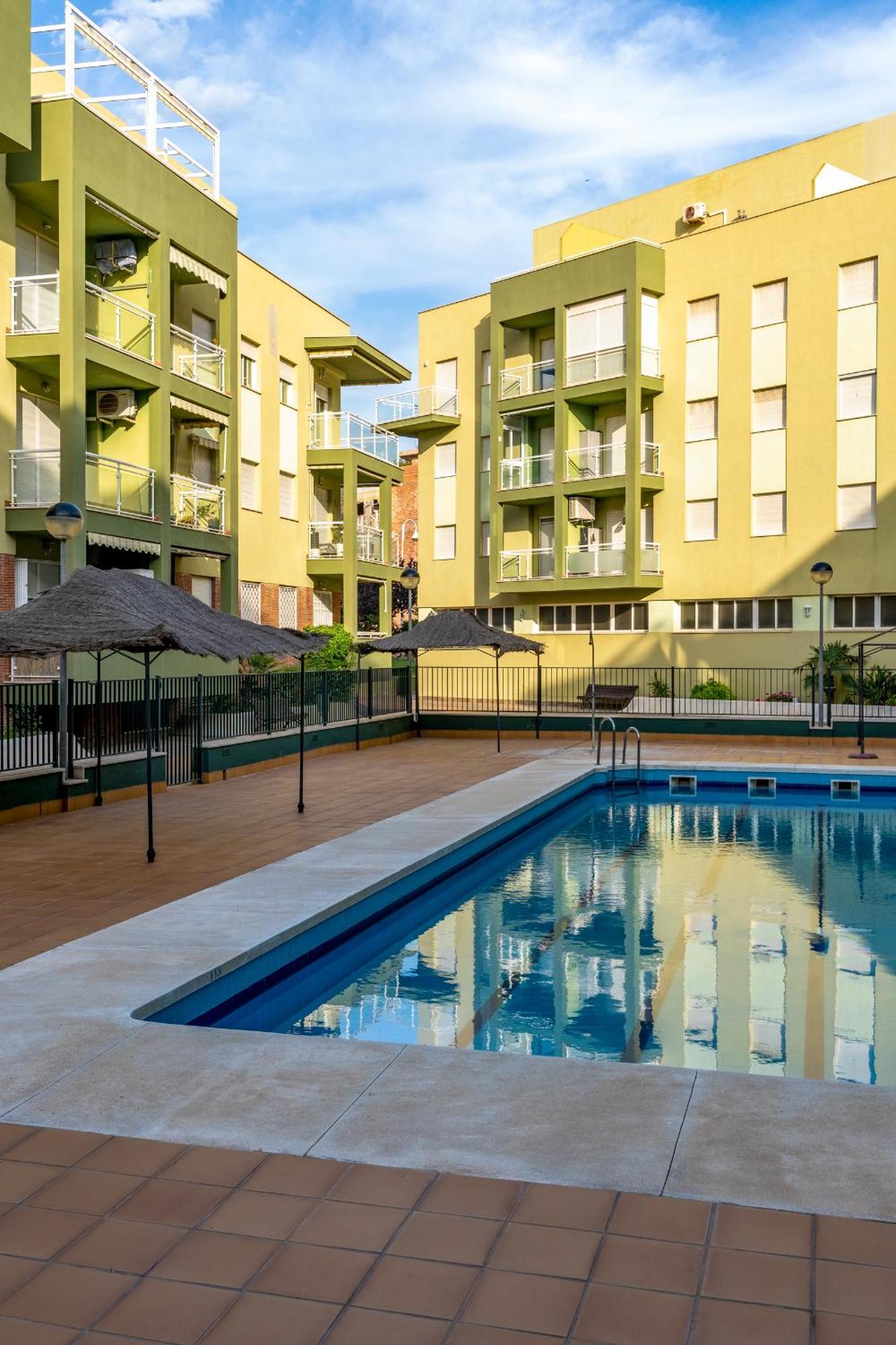 Bonito Apartamento En La Playa Con Piscina 토레누에바 외부 사진